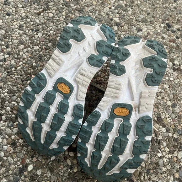 Hoka Women's Orange and Gray Athletic Shoes Mafate x Size 8 - Worn Twice - Picture 4 of 4